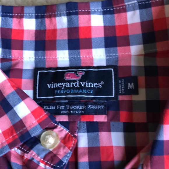 Button down - Picture 3 of 3